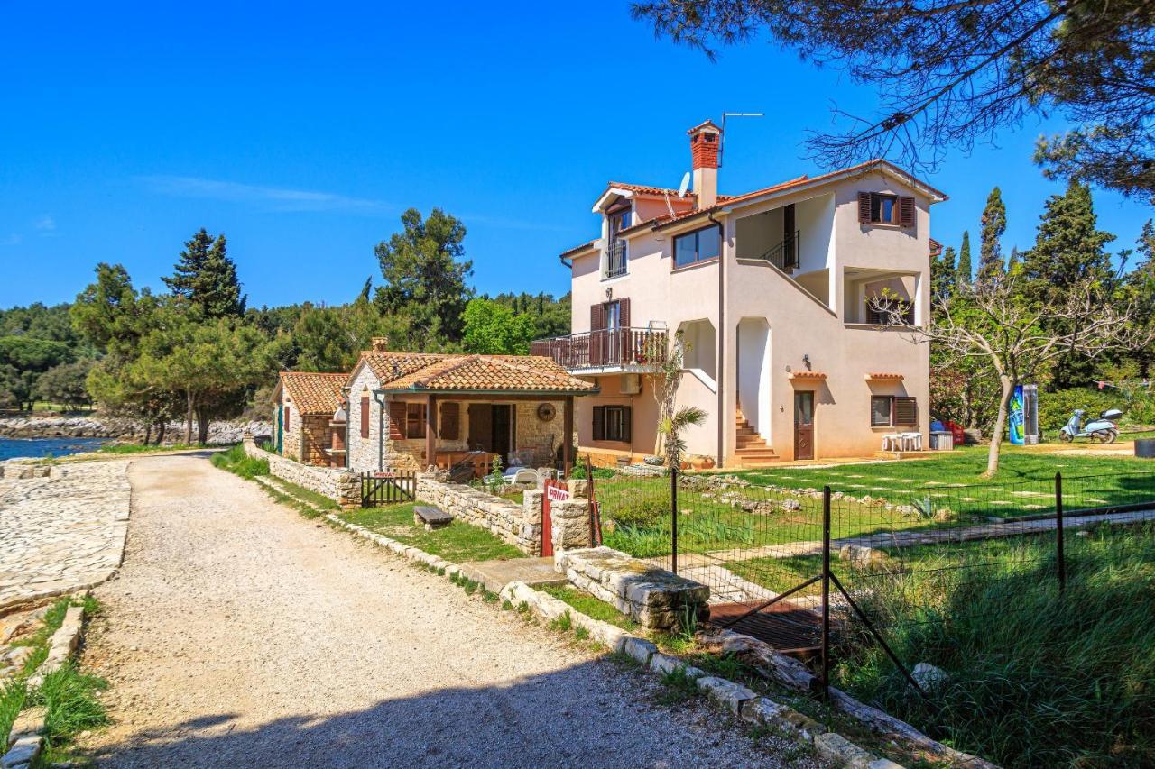 Cuvi Beach Apartments Rovinj Exterior foto